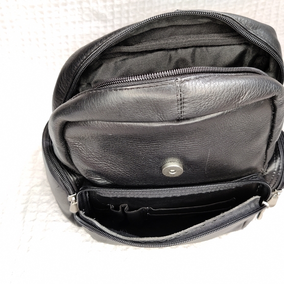 Vintage leather backpack small black - Picture 5 of 14
